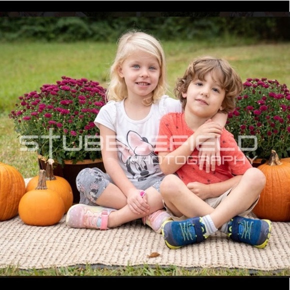 Meet your Posher, Ashley - Picture 2 of 5